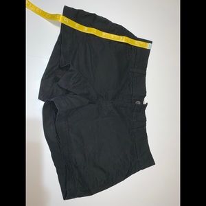 Super cute black old navy shorts 🖤🖤🖤